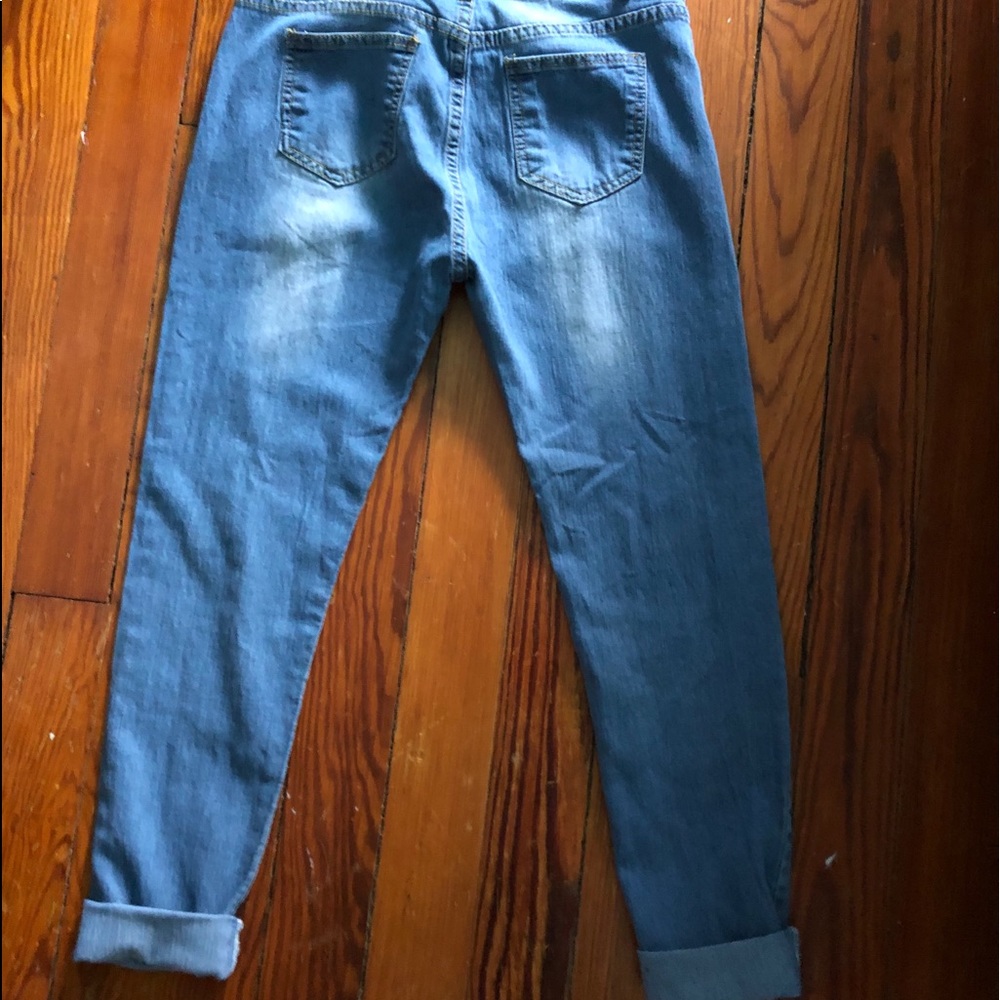 Jeans - Picture 2 of 3